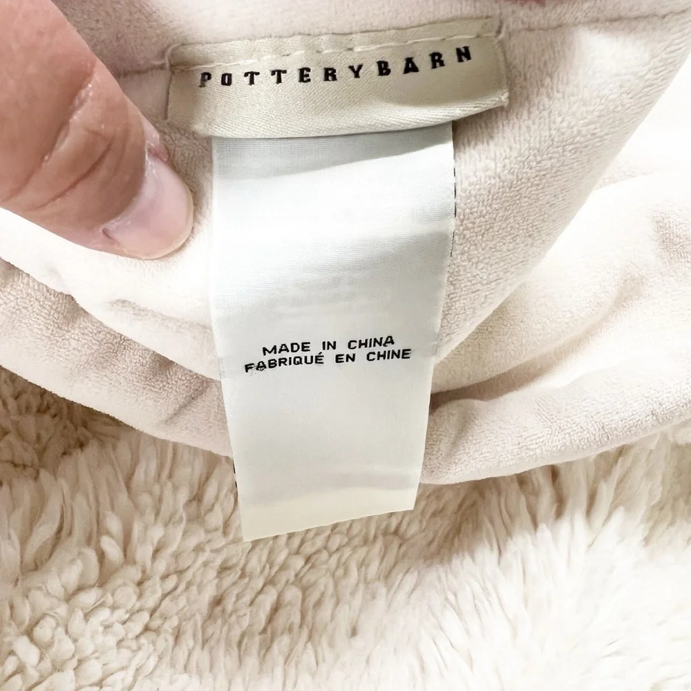 Pottery Barn Home Luxurious Cream Cozy Faux Fur Sherpa Throw Blanket 50 X 70